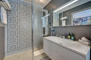 The One Alma Paris - Bathroom