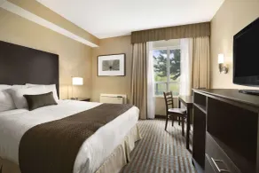Days Inn by Wyndham Stouffville - Room