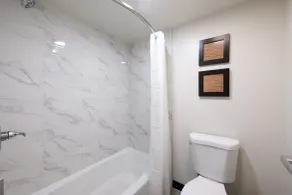 Hyland Inn near Pasadena Civic Center - Salle de bain