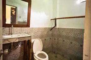 Half Moon Village and Beach House - Bathroom