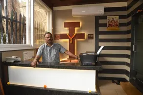 Hotel Triton Sion - Near US Embassy - Hotel Near BKC - Réception