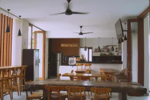 The Kd Suites & Coffee Shop - Restaurant