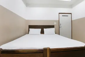 Atharv Coastal End Guest House - Room