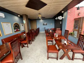 Sunroof Hotel & Rooftop Kitchen - Restaurang