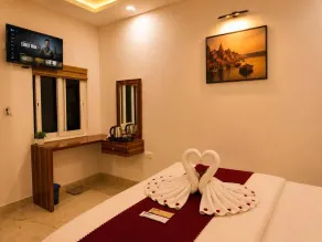 Hotel Kashi Bliss - Chambre