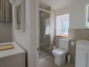 Damson Tree Cottage - Badezimmer