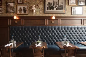 Public House Lofts - Restaurant