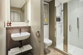 Residence Inn by Marriott Edinburgh - Bathroom