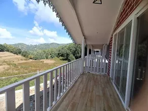 Aranyam Hills - Balcón