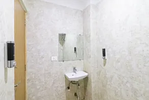 Mauryan Elite Hotel Chhatarpur Metro Station - Bathroom