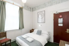 St Athans Hotel - Chambre