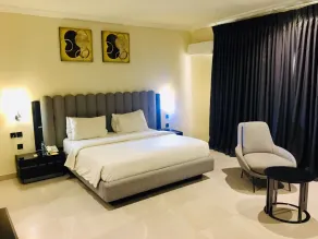 Summerset Continental Hotel Maitama by T E L E Hospitality - Room