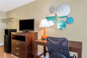 Howard Johnson by Wyndham Lakeland - Chambre