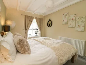 St Edmunds House - Room