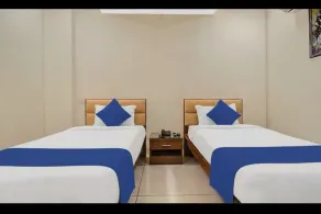SHIVOM RESIDENCY, US Consulate Road, Financial District - Chambre