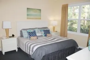 2BR / 2BA Golfvilla, 813WB, Barefoot Resort, North Myrtle Beach - Zimmer