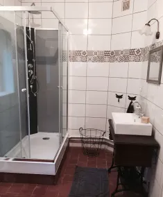 GrIsa'Home le gîte - Badezimmer