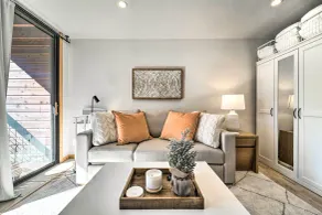 Walk to Ski Resort: Tahoe Donner Studio w/ Balcony - Parte interna