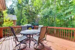 2 Mi to Lake Norman: Home w/ Deck in Huntersville! - Parte interna