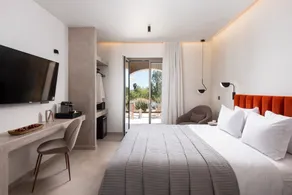 Reveli Suites - Room