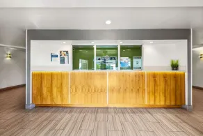 Studio 6-Portland, OR - Reception