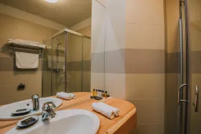Balvanyos Resort - Bathroom