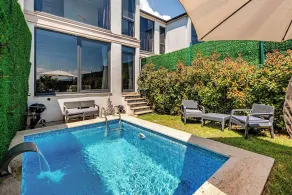 2 Superior Villa Istmal Havuz ve Deniz Manzara - Pool