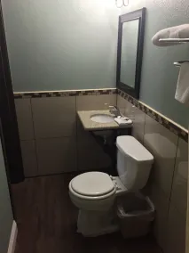 Park Motel - Bathroom