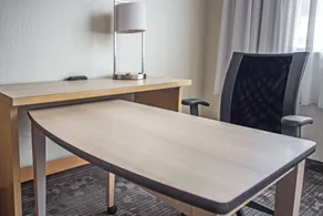 Courtyard by Marriott Columbus Downtown - Chambre
