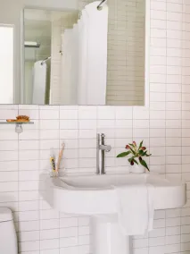 Nester Finn Grand Central - Bathroom