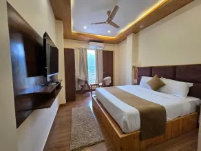 The Chail Pine Orchard Resort - Chambre