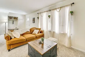 Near Detroit Metro Area: New Baltimore Home! - Interior