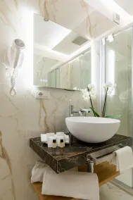 AlbaDea Suites&Jacuzzi - Badeværelse
