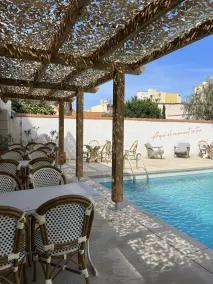Hôtel Les Sables - Urban Style - by Logis Hotels - Pool