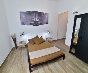 Hostdomus - Varigotti Suite - Quarto