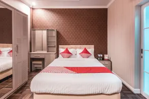Capital O 371 Kwitang Guest House - Room