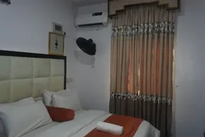 Hotel Diego and suites limited - Room