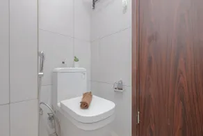 Minimalist Studio At Apartment Lrt City Bekasi - Badeværelse