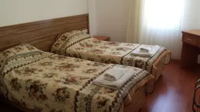 Pinus Otel - Habitación