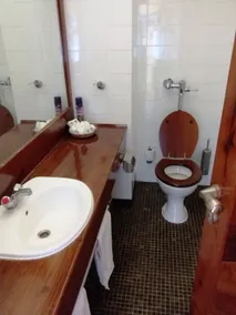Seronera Wildlife Lodge - Bathroom
