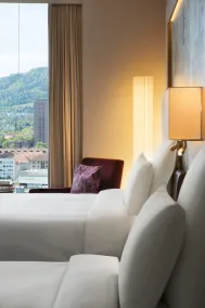 Renaissance Zurich Tower Hotel - Chambre