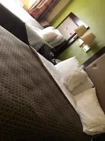 Econo Lodge Inn & Suites Warsaw - Habitación