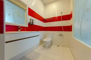 T. T. House - Badezimmer