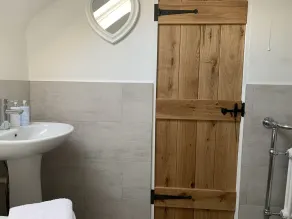 Bell Cottage - Bathroom