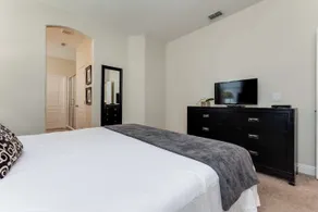 3BD Townhouse Themed 10 min to Disney l Gated - Værelse