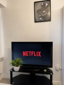 Casa De Centro en-suite room Netflix, Fast WiFi Free Parking - Romfasilitet