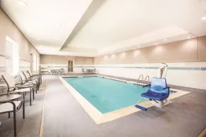 La Quinta by Wyndham Dallas Plano - The Colony - Piscine