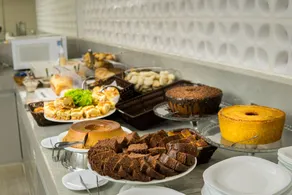 Imperial Plaza Hotel - Restaurant