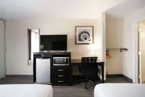 Quality Inn & Suites Vandalia near I-70 and Hwy 51 - Værelse