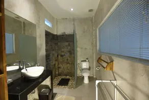 Angsoka Bungalow - Badrum